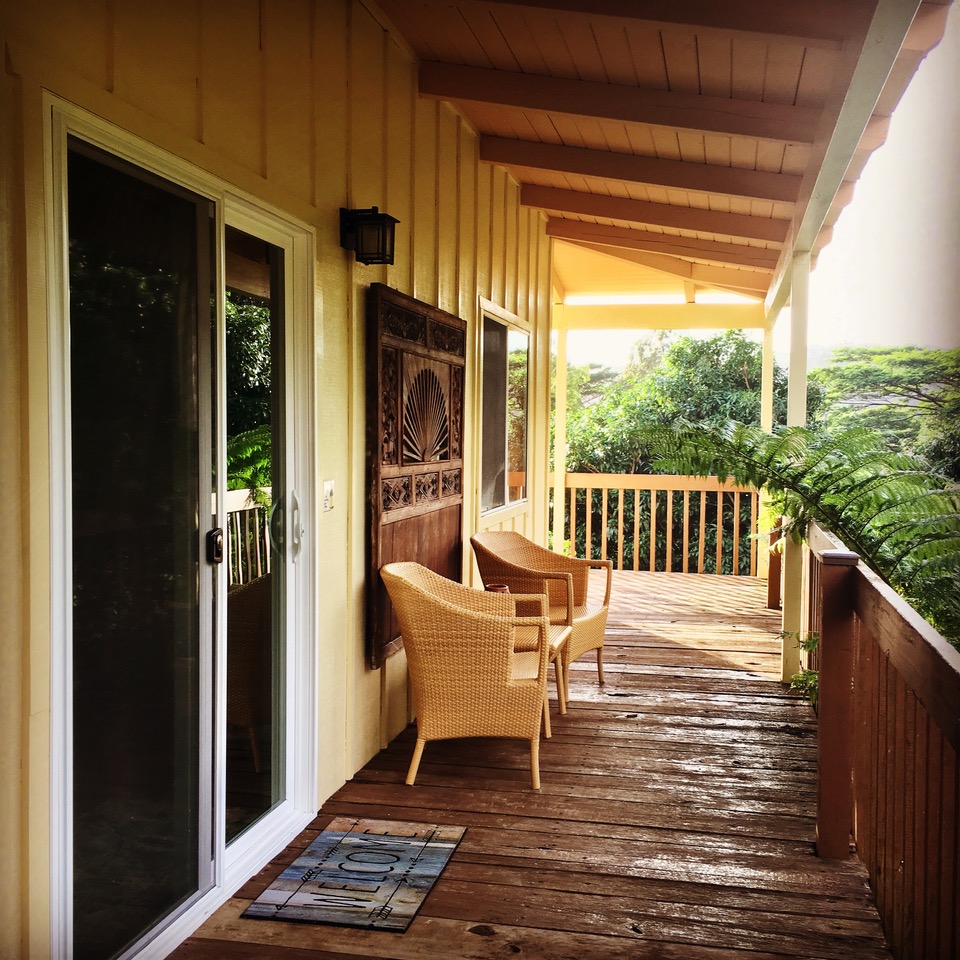 mgo-front-lanai-nice